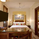 Sea Breeze Sarovar Portico Varca Goa