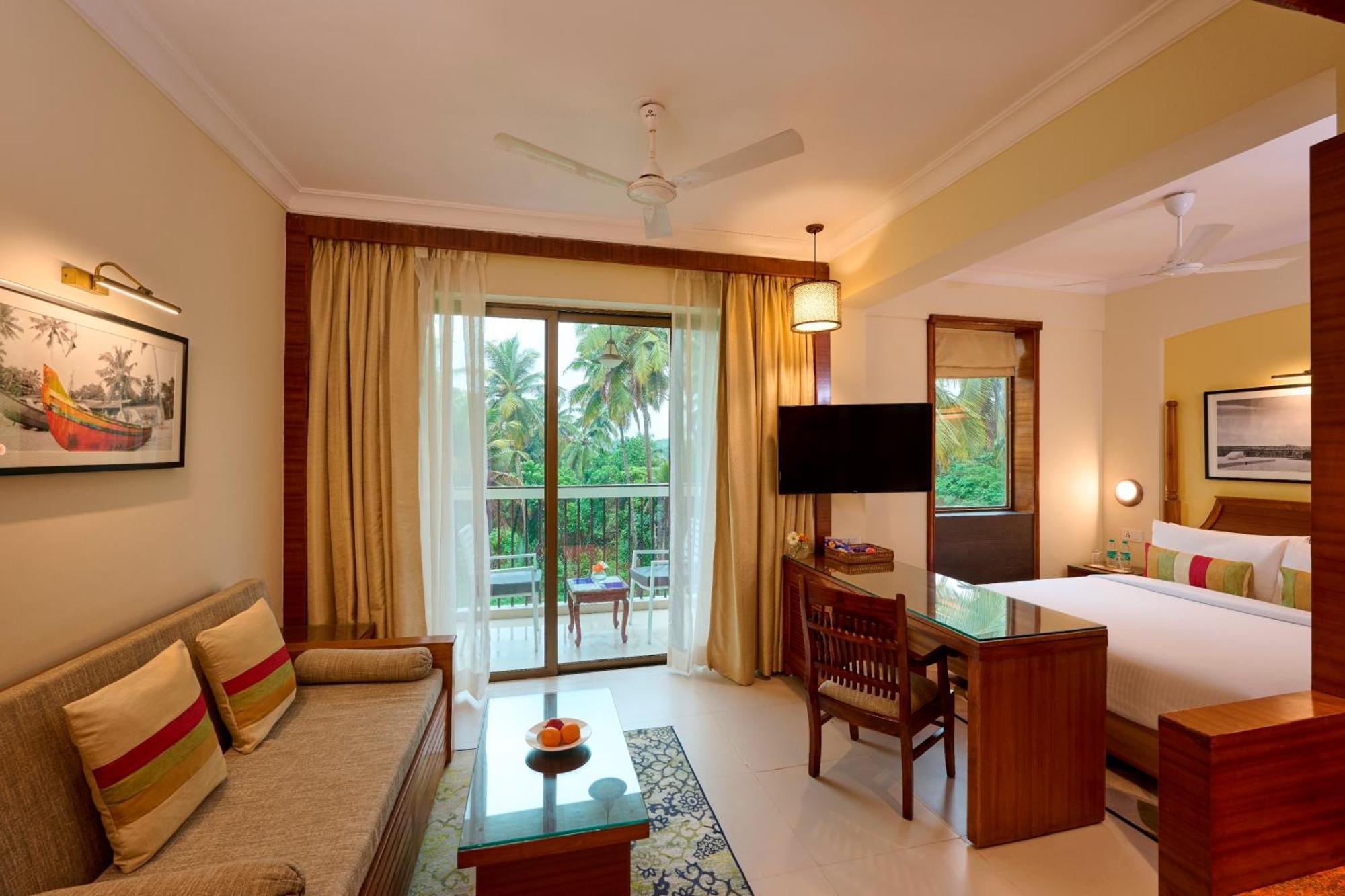 Resort Sea Breeze Sarovar Portico Goa 4*