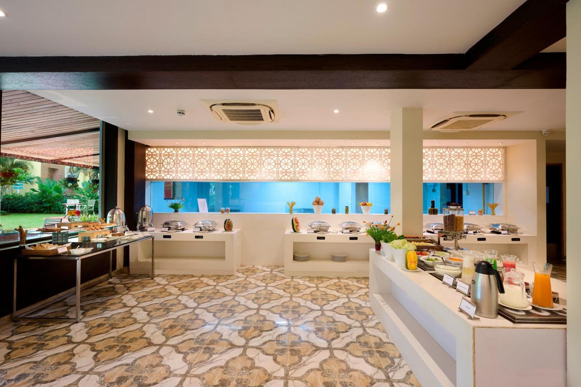 Resort Sea Breeze Sarovar Portico Goa Varca