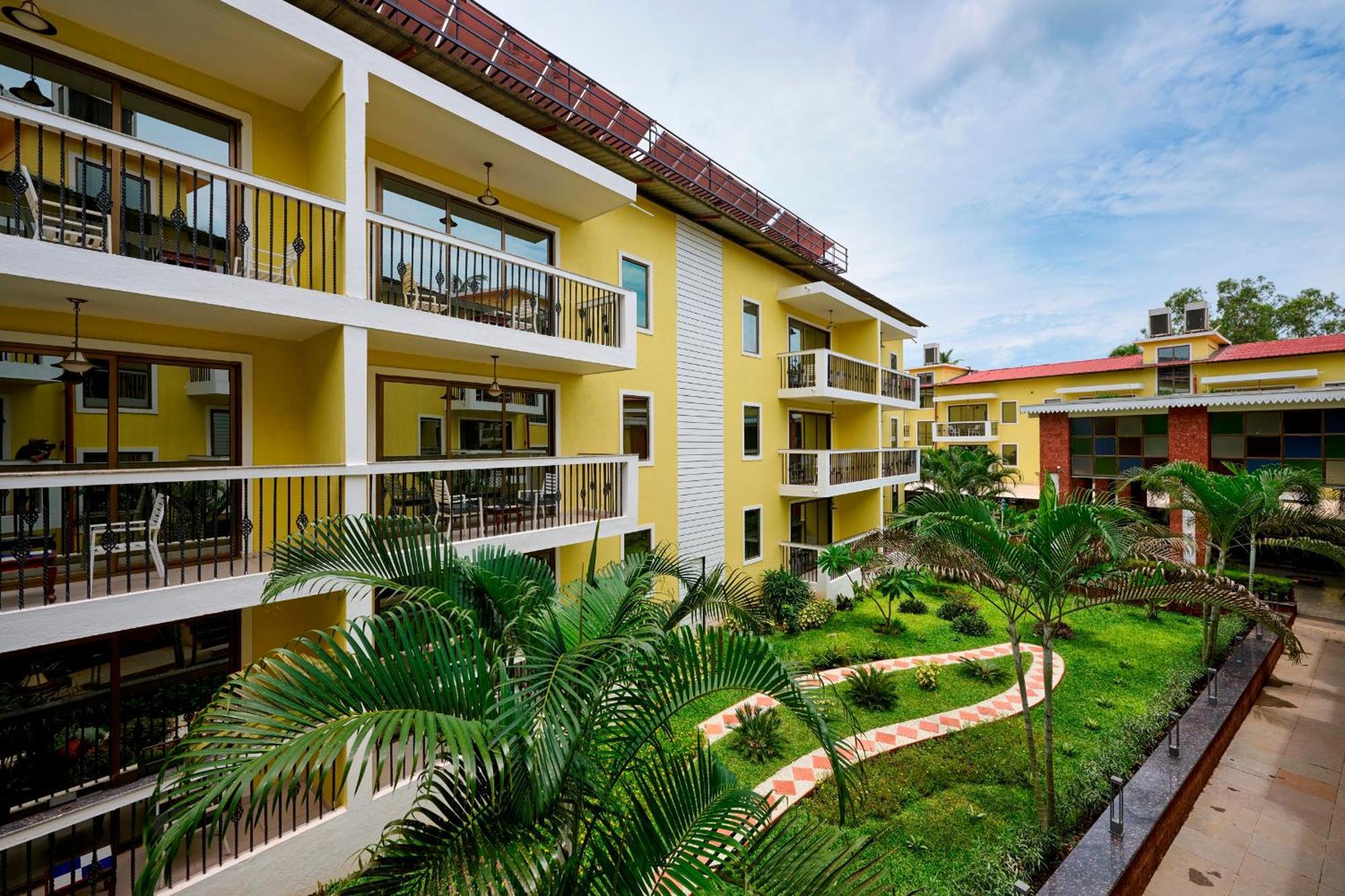 Resort Sea Breeze Sarovar Portico Goa 4*