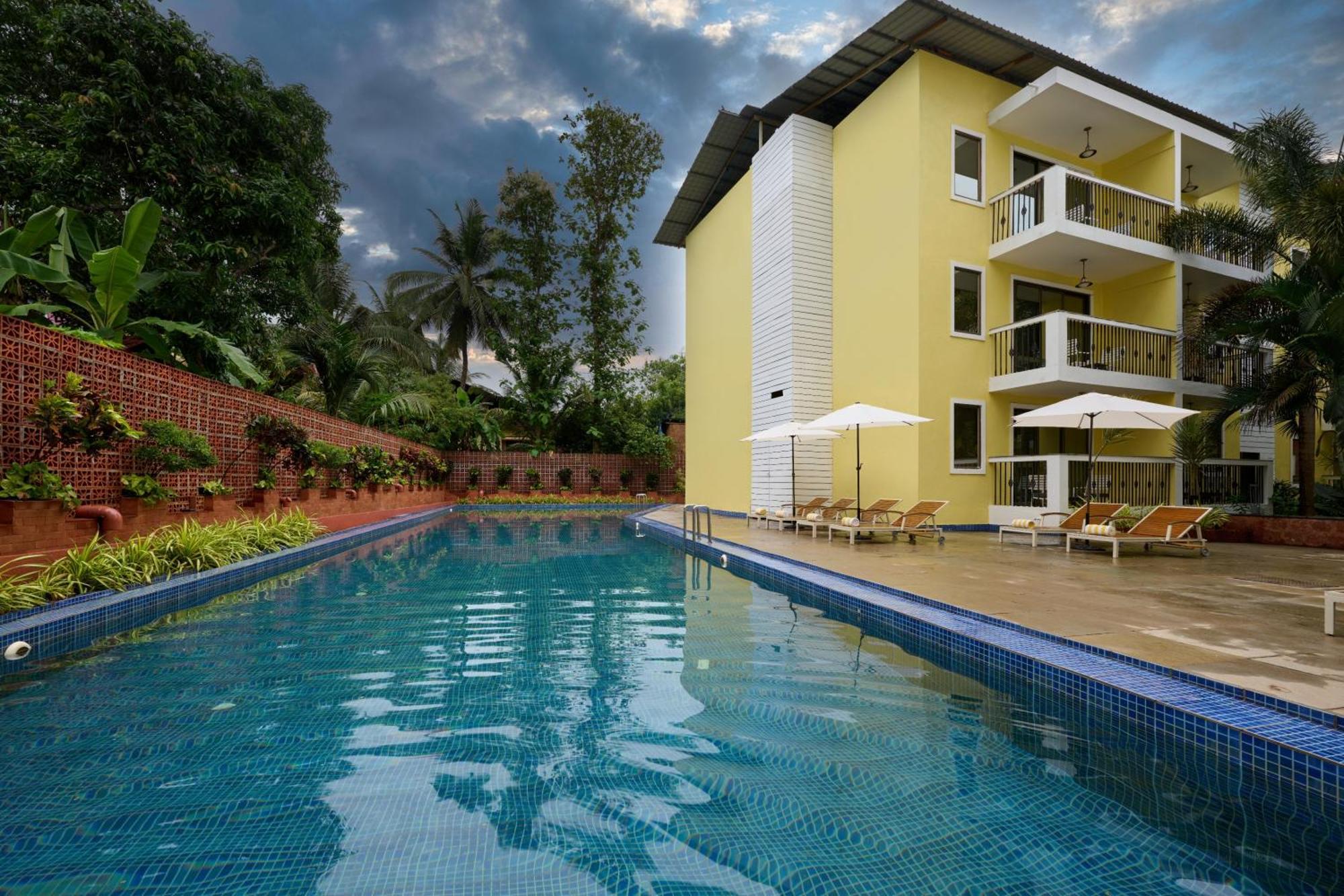 Resort Sea Breeze Sarovar Portico Goa Varca